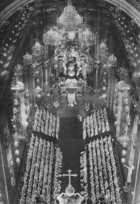 Petersdom, Dogma 1950.jpg